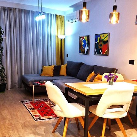 Central Luxury Apartment Tirana Exterior foto